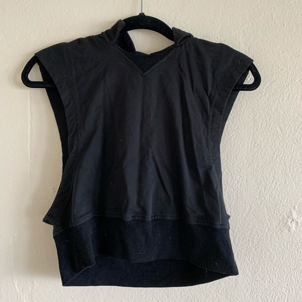 black cut-off hoodie